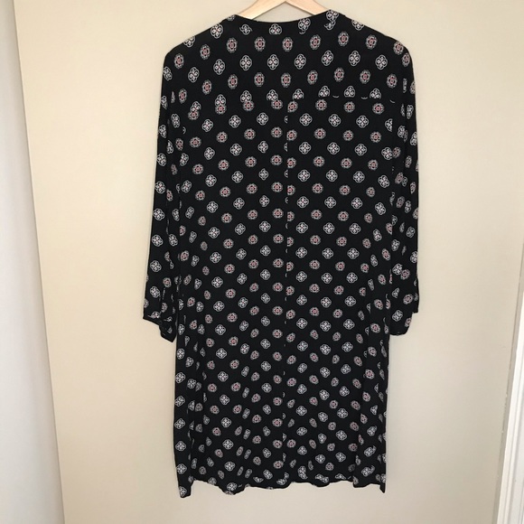 OLD NAVY vneck pleated dress with 3/4 sleeves - Picture 6 of 8